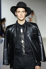 アニエスベー オム 2017年春夏コレクション - 夏のビーチで、リラクシングな1日を｜写真58