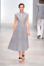 夏の到来が待ち遠しくなる - ダックス(DAKS)、2012年春夏コレクション｜写真16