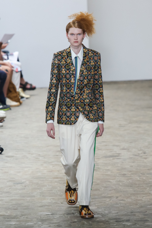 ウォルター ヴァン ベイレンドンク(Walter Van Beirendonck) 2017年春夏メンズコレクション シルエット - 写真27