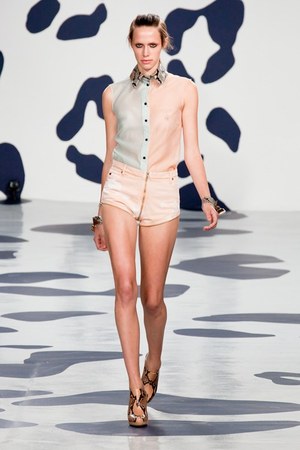 ガーリーでポップなパンクスタイル - ハウスオブホランド(House of Holland) 2012年春夏コレクション｜写真3