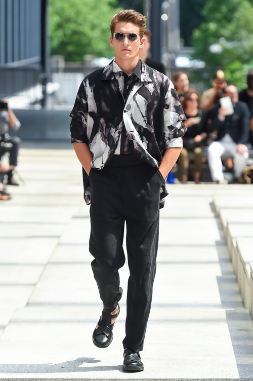 イッセイ ミヤケ メン(ISSEY MIYAKE MEN) 2017年春夏メンズ イッセイ ミヤケ メン(ISSEY MIYAKE MEN) 2017年春夏メンズ