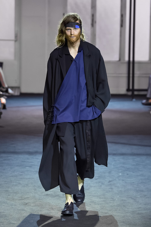 ヨウジヤマモト(Yohji Yamamoto) 2017年春夏メンズコレクション  - 写真1