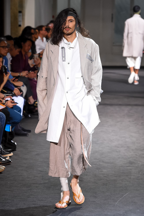 ヨウジヤマモト(Yohji Yamamoto) 2017年春夏メンズコレクション  - 写真13