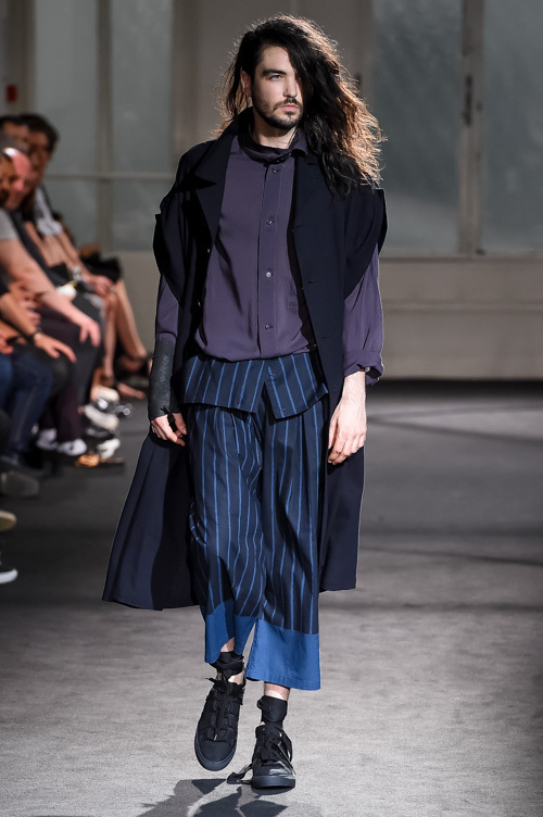 ヨウジヤマモト(Yohji Yamamoto) 2017年春夏メンズコレクション  - 写真33