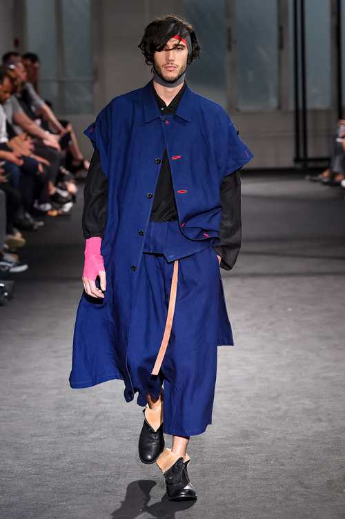 ヨウジヤマモト(Yohji Yamamoto) 2017年春夏メンズコレクション  - 写真48