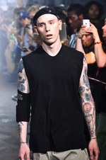 ユリウス 2017年春夏コレクション - 長短の組み合わせで見せるストリートモードスタイル｜写真20