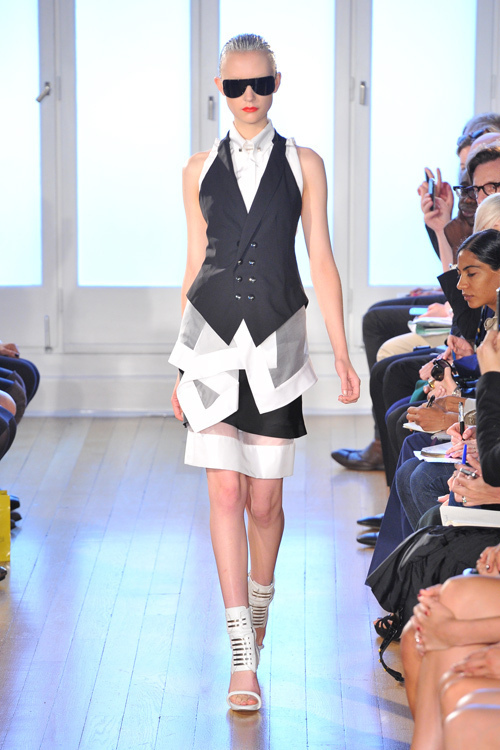 ジュリアン マクドナルド(Julien Macdonald) 2012年春夏ウィメンズコレクション シルエット - 写真2