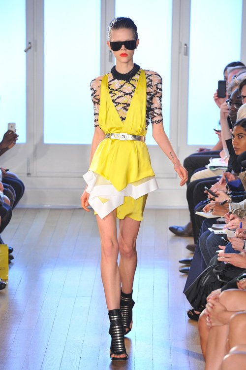 ジュリアン マクドナルド(Julien Macdonald) 2012年春夏ウィメンズコレクション シルエット - 写真11