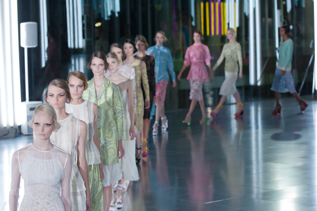 JONATHAN SAUNDERS 2012SS Collection