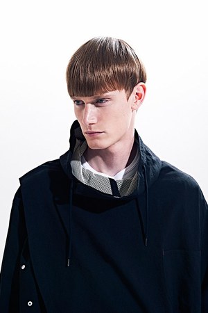 ファクトタム 2017年春夏コレクション が繋ぐ ミニマルでカジュアルな洋服 ファッションプレス