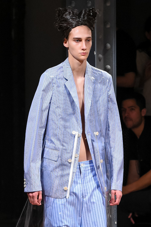コム デ ギャルソン・オム プリュス(COMME des GARÇONS HOMME PLUS) 2017年春夏メンズコレクション  - 写真64