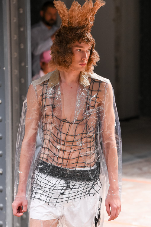 コム デ ギャルソン・オム プリュス(COMME des GARÇONS HOMME PLUS) 2017年春夏メンズコレクション  - 写真90