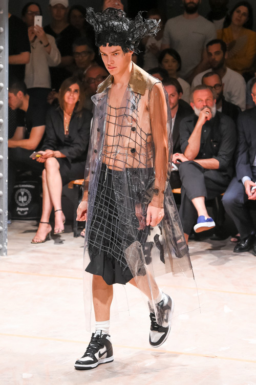 コム デ ギャルソン・オム プリュス(COMME des GARÇONS HOMME PLUS) 2017年春夏メンズコレクション  - 写真96