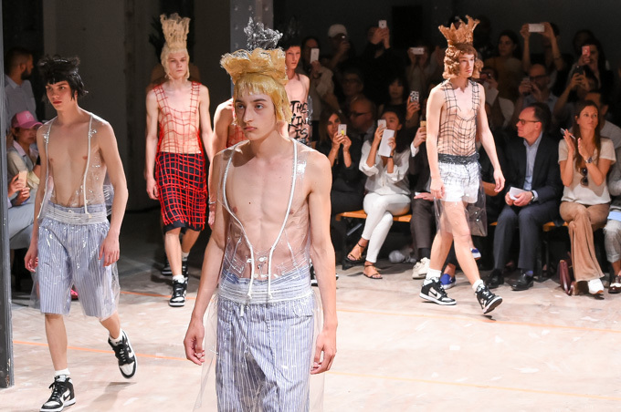 コム デ ギャルソン・オム プリュス(COMME des GARÇONS HOMME PLUS) 2017年春夏メンズコレクション  - 写真102