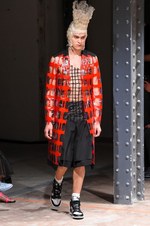 コム デ ギャルソン・オム プリュス 17年春夏コレクション - 裸の王様に、各々の美意識を乗せて｜写真23