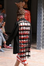 コム デ ギャルソン・オム プリュス 17年春夏コレクション - 裸の王様に、各々の美意識を乗せて｜写真31