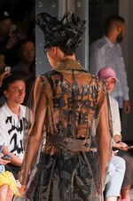 コム デ ギャルソン・オム プリュス 17年春夏コレクション - 裸の王様に、各々の美意識を乗せて｜写真98