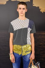 ロエベ 2017年春夏メンズコレクション - 現代を航海するイビザのパイレーツ｜写真30