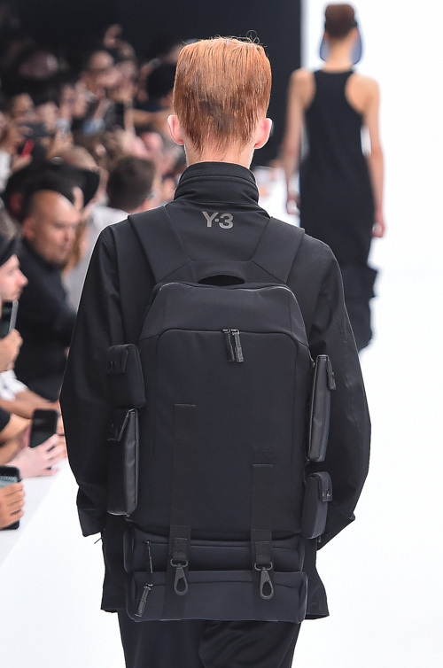 ワイスリー(Y-3) 2017年春夏ウィメンズ&メンズコレクション  - 写真15