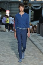 ポール & ジョー 2017年春夏メンズコレクション - モノクロの花々が、鮮やかに咲き誇る夕暮れ｜写真31