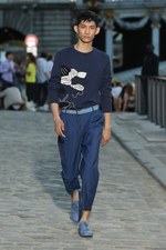 ポール & ジョー 2017年春夏メンズコレクション - モノクロの花々が、鮮やかに咲き誇る夕暮れ｜写真32