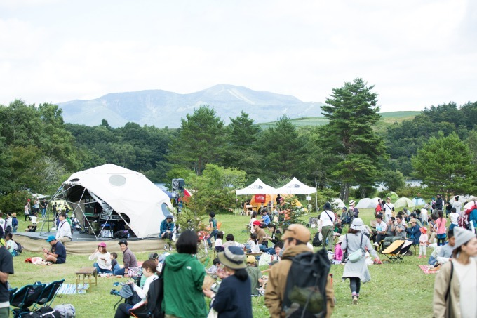 アーバンリサーチ主催のキャンプフェスが群馬で - 熱気球やLeeによるタイダイ染め体験｜写真4