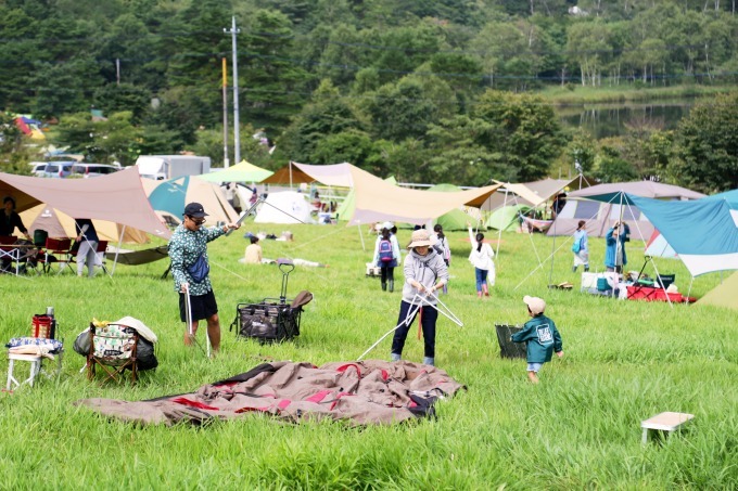 アーバンリサーチ主催のキャンプフェスが群馬で - 熱気球やLeeによるタイダイ染め体験｜写真22