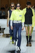 ケンゾー 2017年春夏メンズコレクション - ナイトクラブの伝説を光り輝くワードローブに｜写真17