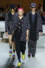 ケンゾー 2017年春夏メンズコレクション - ナイトクラブの伝説を光り輝くワードローブに｜写真31