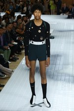 ケンゾー 2017年春夏メンズコレクション - ナイトクラブの伝説を光り輝くワードローブに｜写真43