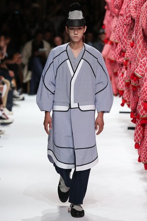 ヘンリック ヴィブスコフ(HENRIK VIBSKOV) 2017年春夏メンズコレクション  - 写真2