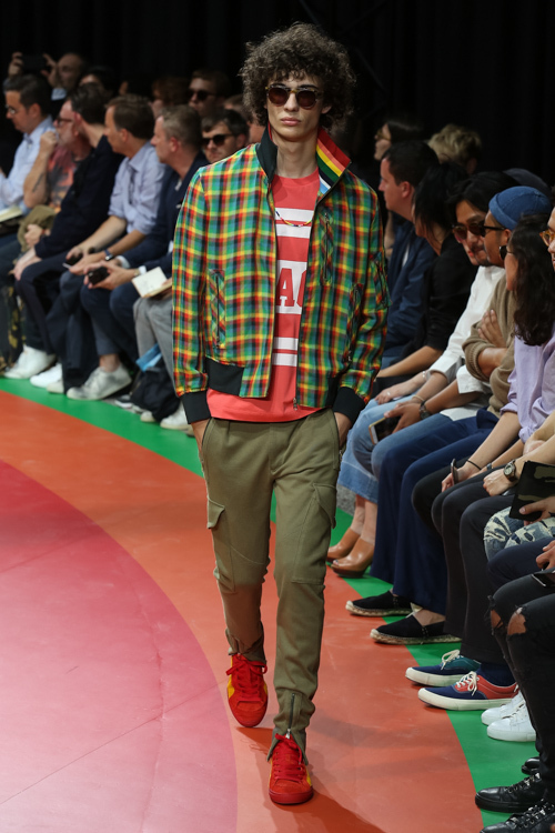 ポール・スミス(Paul Smith) 2017年春夏メンズコレクション 