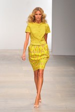 ブラジルの優雅でエキサイティングな日常を表現 - イッサ ロンドン(ISSA LONDON)、2012年春夏コレクション｜写真1