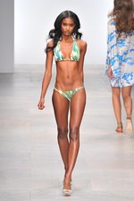 ブラジルの優雅でエキサイティングな日常を表現 - イッサ ロンドン(ISSA LONDON)、2012年春夏コレクション｜写真18