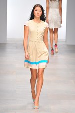 ブラジルの優雅でエキサイティングな日常を表現 - イッサ ロンドン(ISSA LONDON)、2012年春夏コレクション｜写真30