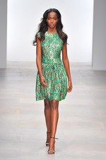 ブラジルの優雅でエキサイティングな日常を表現 - イッサ ロンドン(ISSA LONDON)、2012年春夏コレクション｜写真39