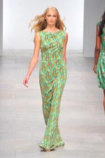 ブラジルの優雅でエキサイティングな日常を表現 - イッサ ロンドン(ISSA LONDON)、2012年春夏コレクション｜写真40