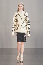 ファッション : 古代エジプトから現代まで(ミラ・コンティーニ