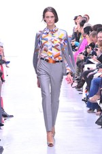 伝統的でクラシックなスタイルに新しい風を吹かせた - プリングル オブ スコットランド(Pringle of Scotland)、2012年春夏コレクション｜写真2