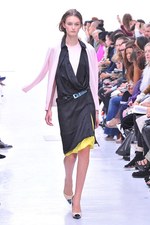 伝統的でクラシックなスタイルに新しい風を吹かせた - プリングル オブ スコットランド(Pringle of Scotland)、2012年春夏コレクション｜写真14