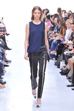 伝統的でクラシックなスタイルに新しい風を吹かせた - プリングル オブ スコットランド(Pringle of Scotland)、2012年春夏コレクション｜写真37