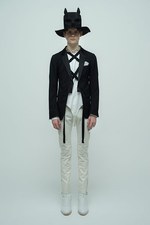 タカヒロミヤシタザソロイスト．2017年春夏コレクション - ボウイの面影にオリエンタルな風を｜写真2