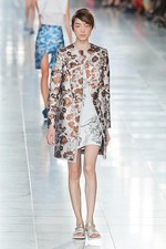 クリストファーケイン 2012年春夏コレクション - 繊細で美しく輝くプリントで観客を魅了｜写真13