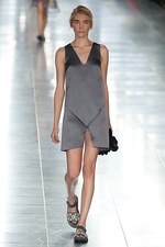 クリストファーケイン 2012年春夏コレクション - 繊細で美しく輝くプリントで観客を魅了｜写真24