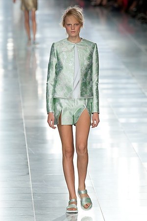 クリストファーケイン 2012年春夏コレクション - 繊細で美しく輝くプリントで観客を魅了｜写真6