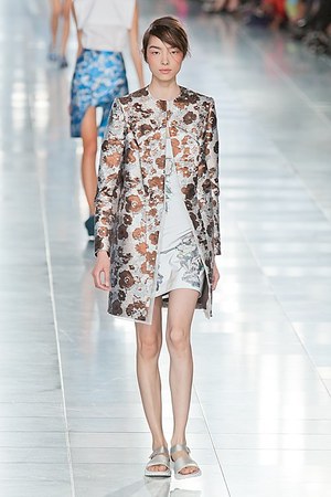 クリストファーケイン 2012年春夏コレクション - 繊細で美しく輝くプリントで観客を魅了｜写真13