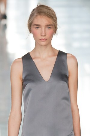 クリストファーケイン 2012年春夏コレクション - 繊細で美しく輝くプリントで観客を魅了｜写真25