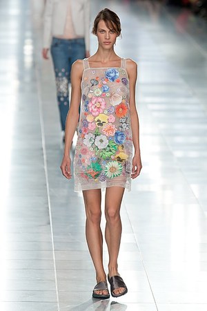 クリストファーケイン 2012年春夏コレクション - 繊細で美しく輝くプリントで観客を魅了｜写真27