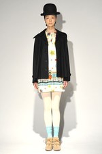 ガーリーでノスタルジックな花柄の世界 - sunaokuwahara(スナオクワハラ) 2012年春夏コレクション｜写真7