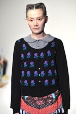 ガーリーでノスタルジックな花柄の世界 - sunaokuwahara(スナオクワハラ) 2012年春夏コレクション｜写真23